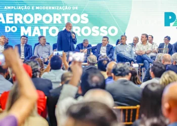 Lula entrega melhorias em aeroportos e casas populares em Mato Grosso