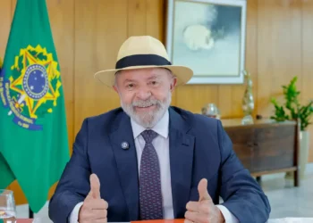 Lula destaca apoio da Caixa à implementação de políticas públicas