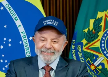Lula diz que “não tem pressa” para aplicar reciprocidade contra os EUA