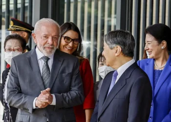 Lula pede “firme engajamento” do Japão na COP30