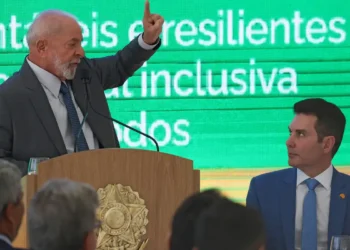 Lula anuncia R$ 41,7 bilhões em obras de mobilidade e drenagem urbana