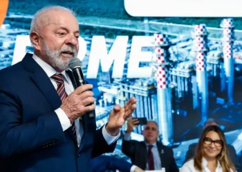 Lula defende soberania do Brasil sobre minerais críticos