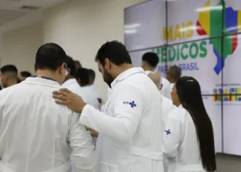 Inscrições para bolsas integrais do Mais Médicos vão até 6 de junho