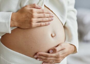 CFM proíbe procedimento pré-aborto; entidades criticam