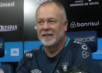 Mano Menezes retorna ao Grêmio após 20 anos: “Voltamos com apetite de trabalhar”