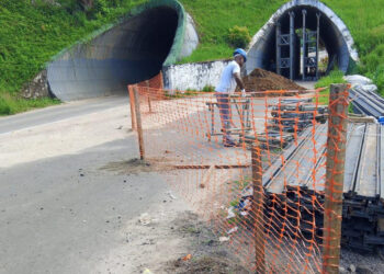 Tráfego na BA-882, em Vera Cruz, é interditado para recuperação de túnel
