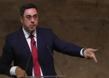 CNJ condena juiz Marcelo Bretas a aposentadoria compulsória