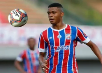 São Paulo abre negociações para contratar Marcelo Ryan, ex-Bahia e destaque no Japão