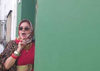 Musas de Jorge Amado ganham as ruas do Pelourinho em pleno verão