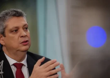 Ministro abre sindicância para apurar viagem de servidores a Sergipe