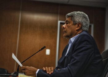 Em última agenda pública do ano, governador se reúne com mais de mil educadores para fazer balanço de 2024 e traçar prioridades para 2025