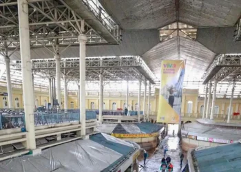 Mercado Público de Porto Alegre reabre com 53 lojas