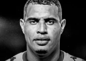 Zagueiro baiano que disputou campeonato carioca de 2024 morre em acidente de carro