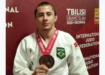 Judô: Michel Augusto garante prata no 1º dia do Grand Slam de Tbilisi