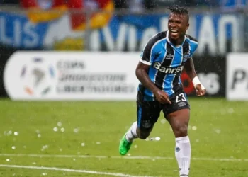 Miller Bolaños, ex-Grêmio, é preso por porte ilegal de arma no Equador