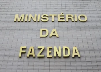 Fazenda remaneja R$ 707 mi em crédito para ajudar produtores de leite