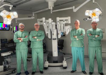 Cirurgia robótica cresce 417% no Brasil e ajuda mulheres que sofrem com endometriose