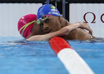 Nadador Gabriel Araújo conquista 1º ouro do Brasil na Paralimpíada