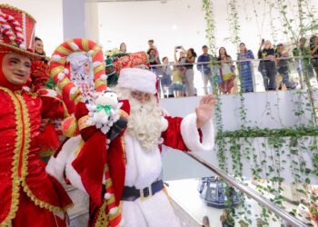 Chegada do Papai Noel inaugura nesta quinta-feira (7) Natal do Shopping Barra