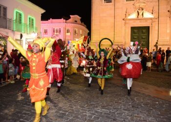 Natal Salvador levará ao Centro Histórico túnel cenográfico, atrações musicais e desfiles a partir de sábado (7)