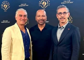 Neymar Pai diz que vai a Miami se reunir com clubes