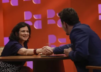 Nísia Trindade fala sobre misoginia na área da saúde no DR com Demori