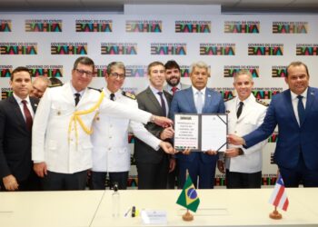 Progressão de carreira: Governo do Estado nomeia mais de 240 oficiais à patente de coronel da Polícia e Bombeiros Militar