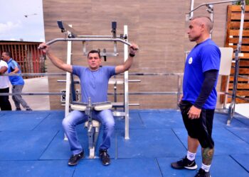 Salvador ganha quinta academia pública ao ar livre na orla de Itapuã