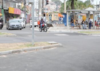 Novo retorno na Av. Juracy Magalhães amplia mobilidade de motoristas e moradores do Vale das Pedrinhas