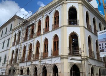 Obras da Escola de Música e Artes e da Sala de Espetáculos Letieres Leite já estão 60% concluídas