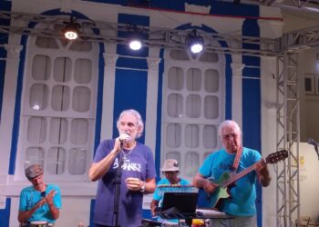 Os Andrades apresentam o show “Forró Violado” na Varanda do SESI Rio Vermelho