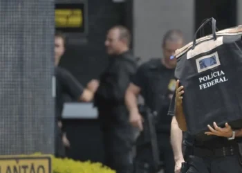 Operação da Polícia Federal mira governador do Tocantins