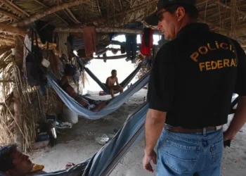 Polícia resgata 6 pessoas em condições análogas à escravidão no RJ