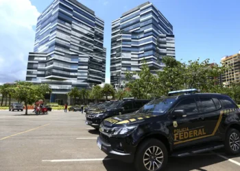 PF desarticula grupo por fraude contra Caixa e prefeitura no Paraná