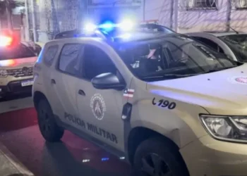 Matatu de Brotas: polícia é recebida a tiros e homem fica baleado