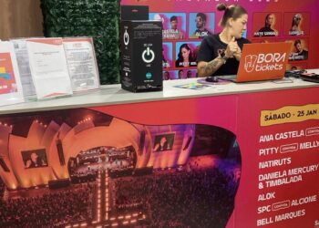 Saúde amplia pontos de distribuição de preservativos em Salvador durante verão