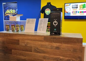 Parceria promove ação de prevenção contra ISTs com distribuição de preservativos em shoppings de Salvador