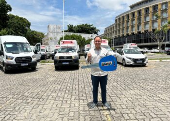 Sesab entrega mais de R$ 1 milhão em veículos e equipamentos para reforçar assistência à saúde em Paulo Afonso