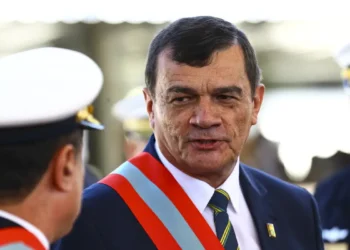 Ministro de Bolsonaro revelou reuniões com militares sobre reeleição