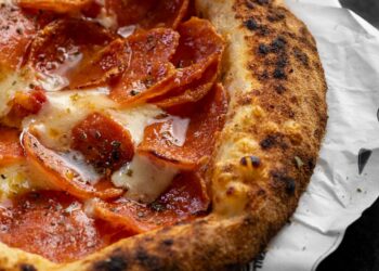 Mariposa do Salvador Shopping lança promoção: toda quarta-feira, 50% de desconto na segunda pizza