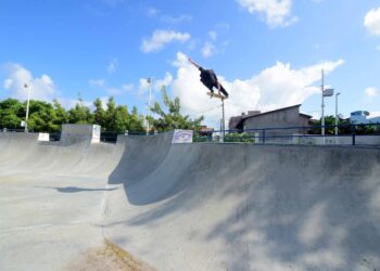 Maior pista olímpica de skate park do Norte e Nordeste estimula prática do esporte em Salvador