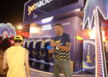 Ponto de hidratação garante água para cidadãos durante Festival Virada Salvador