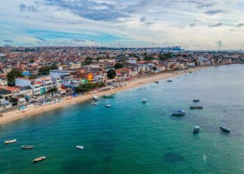 Praias impróprias neste domingo em Salvador: Porto da Barra, Itapuã e Bonfim