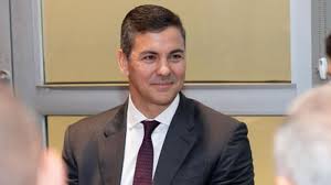 Presidente do Paraguai passa mal durante cúpula do G20 e é internado