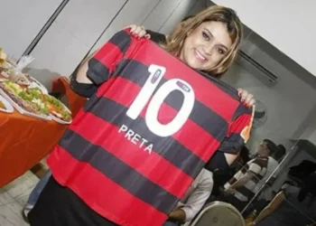 Clubes brasileiros prestam homenagens a Preta Gil, torcedora apaixonada do Flamengo