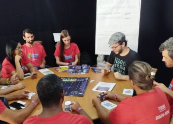 Professores interagem e compartilham experiências no Espaço Educar