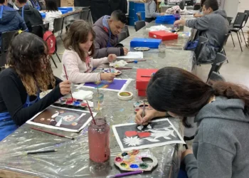 Programa Fábricas de Cultura tem vagas para mais de 800 cursos em SP