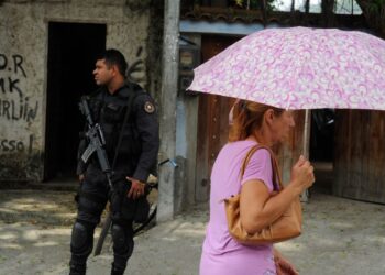 Castro diz que vai recorrer de decreto sobre uso da força policial