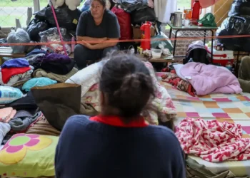 Auxílio Reconstrução: governo lança site para cadastro das famílias