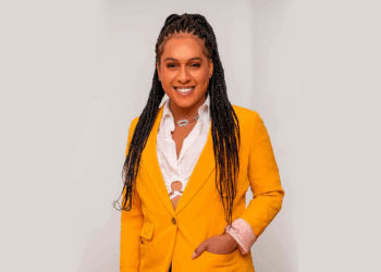Cantora Raquel Virgínia participa de bate-papo sobre desafios e conquistas das pessoas trans na cultura